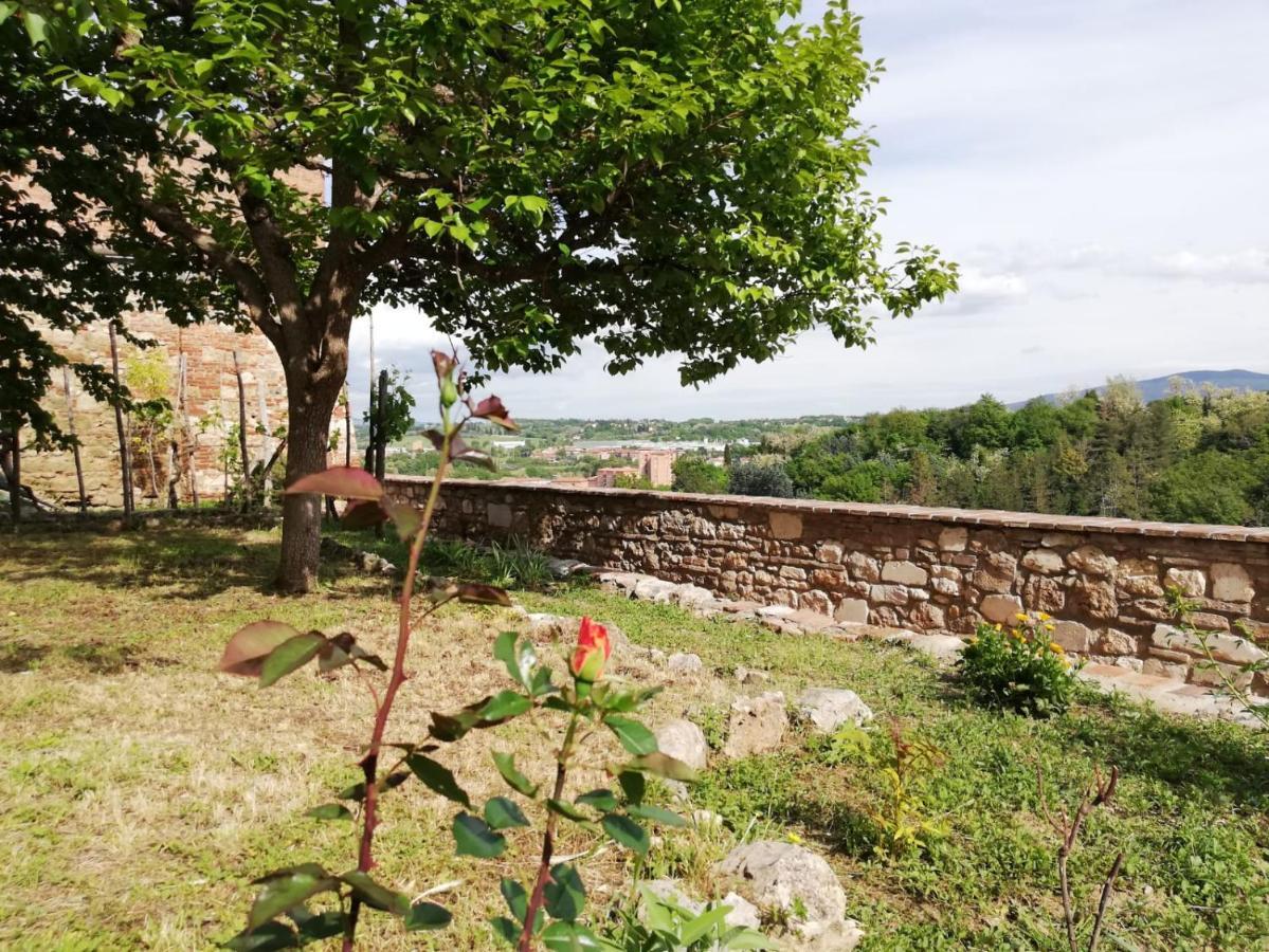 Apartamento La Casa Del Fotografo Colle di Val d'Elsa Exterior foto